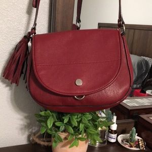 ⬇️PRICE DROP⬇️ Calvin Klein crossbody purse